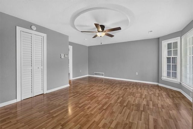 207 W North Avenue, Belton, MO 64012