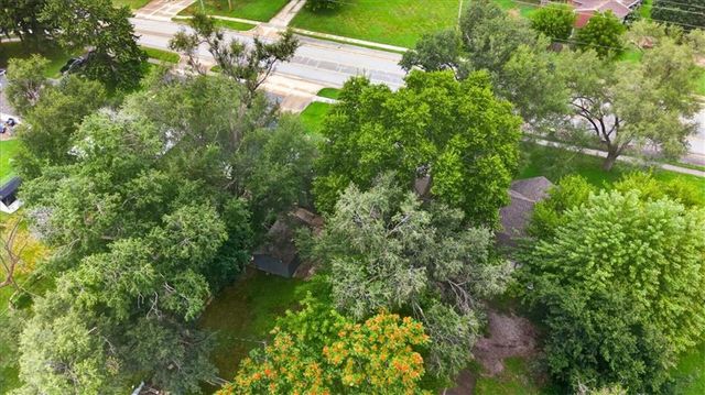 207 W North Avenue, Belton, MO 64012