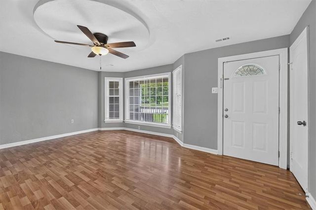 207 W North Avenue, Belton, MO 64012