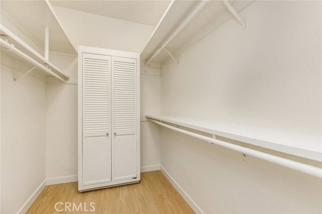 5216 Yarmouth 105, Encino (los Angeles), CA 91316