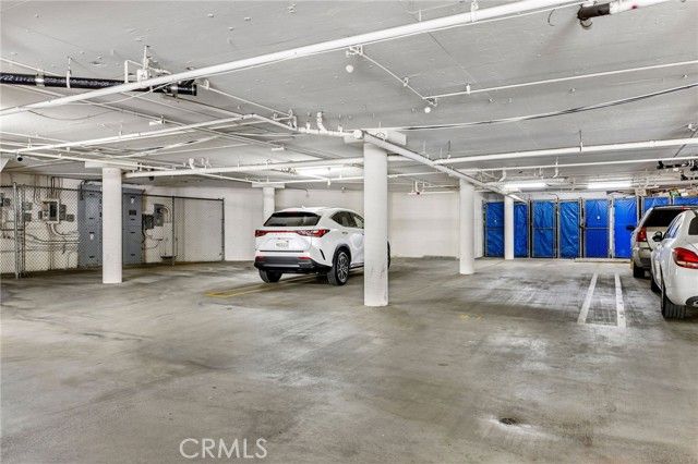 5216 Yarmouth 105, Encino (los Angeles), CA 91316