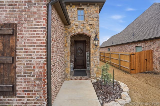 7917 N 146th East Avenue, Owasso, OK 74055