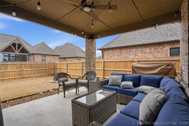 7917 N 146th East Avenue, Owasso, OK 74055