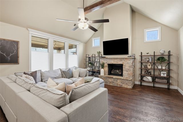 7917 N 146th East Avenue, Owasso, OK 74055