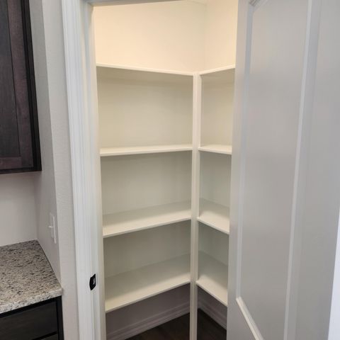 806 E Elm Street, Ozark, MO 65721