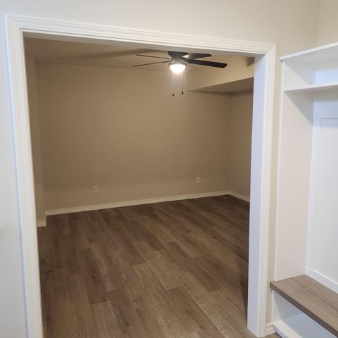 806 E Elm Street, Ozark, MO 65721