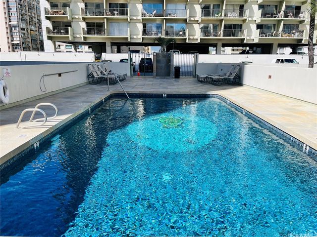 2440 Kuhio Avenue 1608, Honolulu, HI 96815