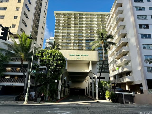 2440 Kuhio Avenue 1608, Honolulu, HI 96815