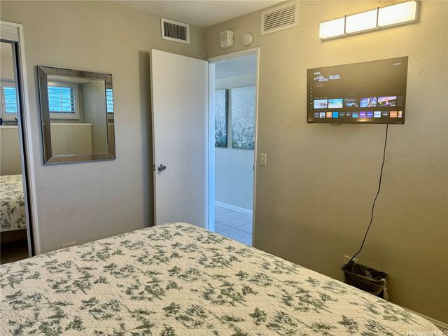 2440 Kuhio Avenue 1608, Honolulu, HI 96815