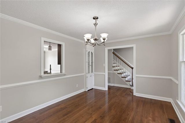 118 Sandpiper ST, Newport News, VA 23602
