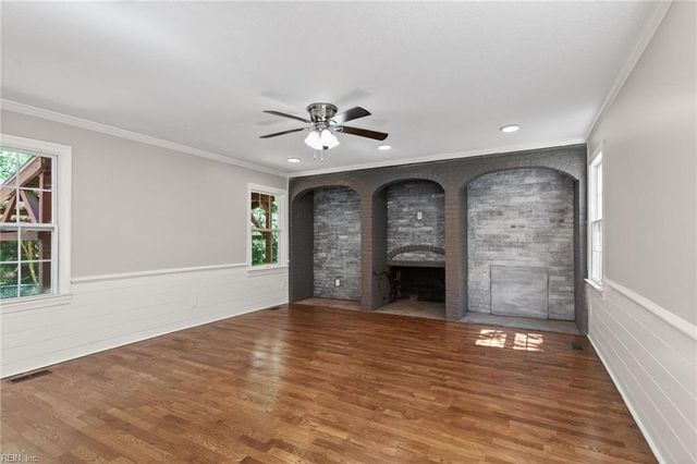 118 Sandpiper ST, Newport News, VA 23602