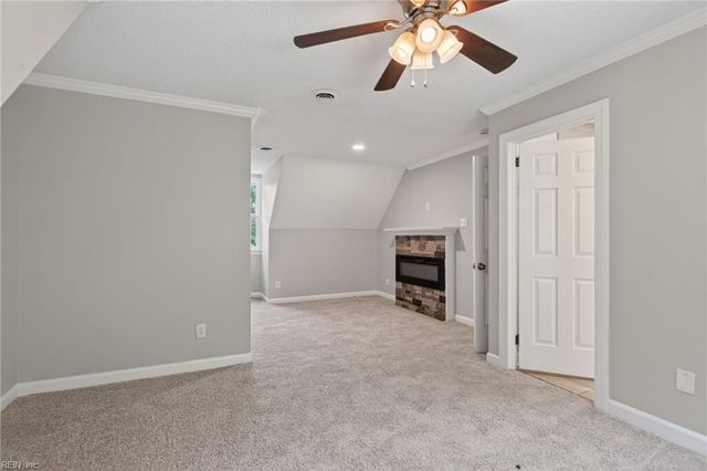 118 Sandpiper ST, Newport News, VA 23602