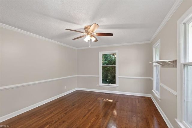 118 Sandpiper ST, Newport News, VA 23602