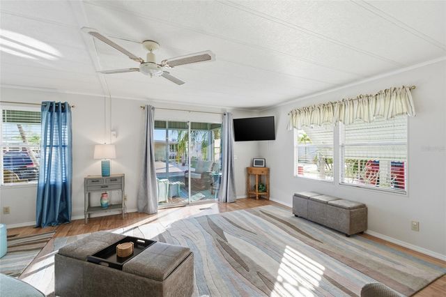 3073 LONGVIEW LANE, North Fort Myers, FL 33917