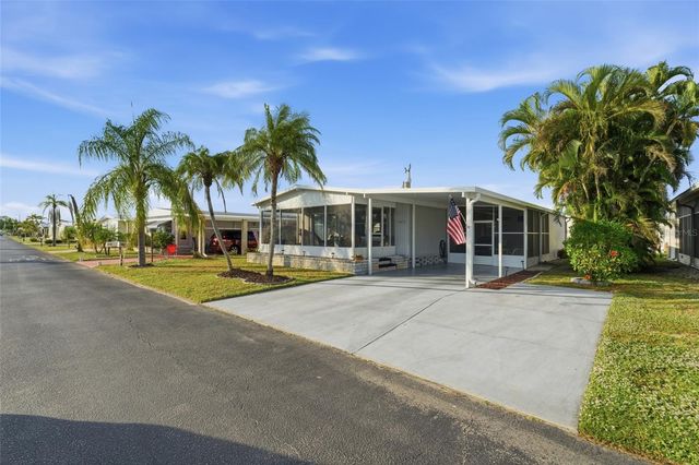 3073 LONGVIEW LANE, North Fort Myers, FL 33917