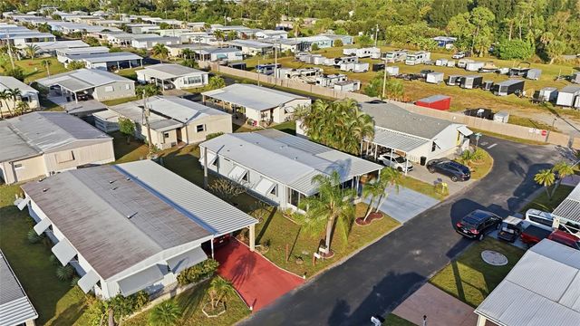 3073 LONGVIEW LANE, North Fort Myers, FL 33917