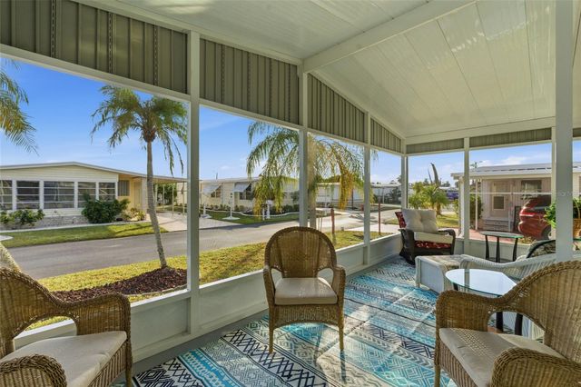 3073 LONGVIEW LANE, North Fort Myers, FL 33917