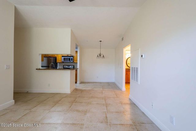 7667 N Wickham Road 822, Melbourne, FL 32940