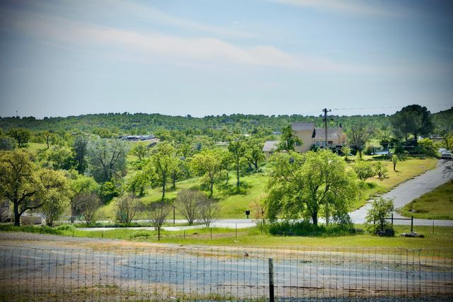 2730 Pepito Dr, La Grange, CA 95329