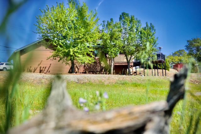 2730 Pepito Dr, La Grange, CA 95329