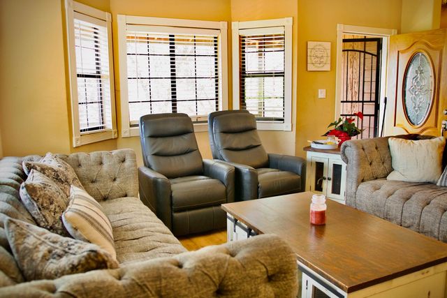 2730 Pepito Dr, La Grange, CA 95329