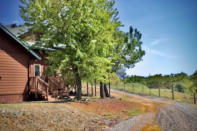 2730 Pepito Dr, La Grange, CA 95329