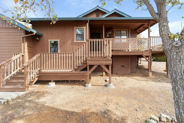 2730 Pepito Dr, La Grange, CA 95329