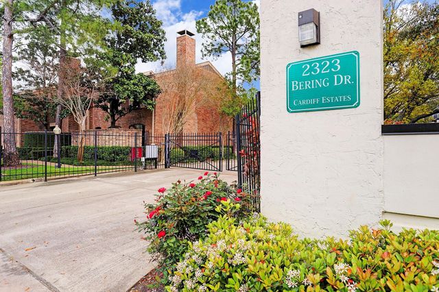 2323 Bering Drive 9, Houston, TX 77057