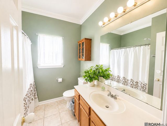 35950 Houmas House Ave, Denham Springs, LA 70706