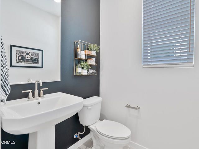 3822 Silvergrass Lane, Piru, CA 93040