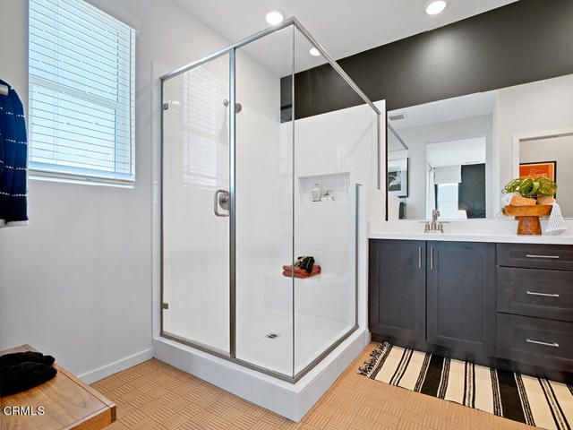 3822 Silvergrass Lane, Piru, CA 93040