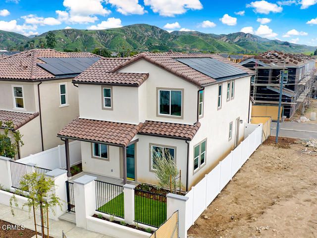 3822 Silvergrass Lane, Piru, CA 93040
