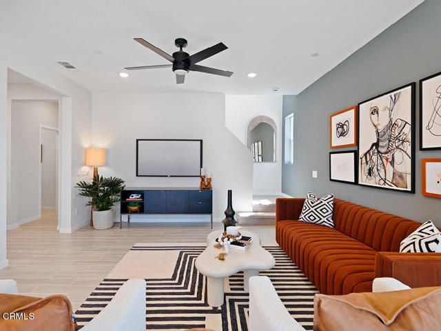 3822 Silvergrass Lane, Piru, CA 93040