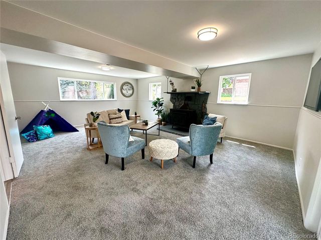 925 W 101st Avenue, Denver, CO 80260