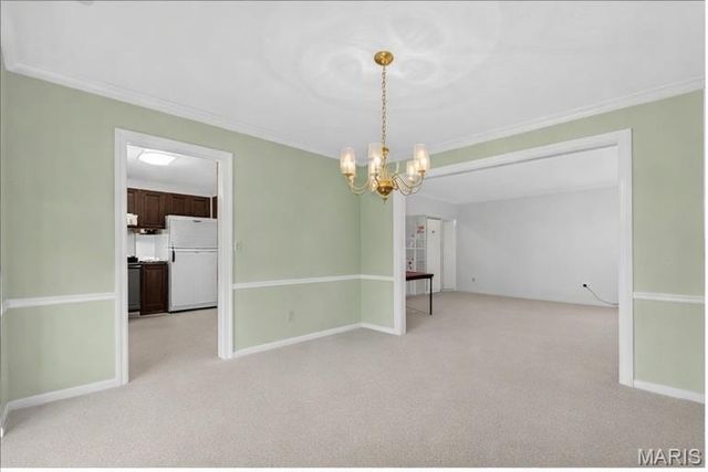 524 N Kirkwood Road 2A, Kirkwood, MO 63122