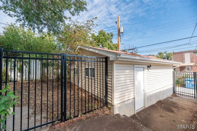 3130 Nebraska Avenue, St Louis, MO 63118