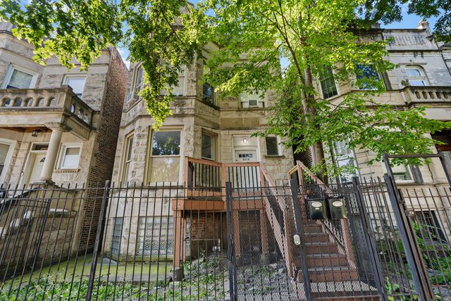 4319 W Jackson Boulevard 1, Chicago, IL 60624