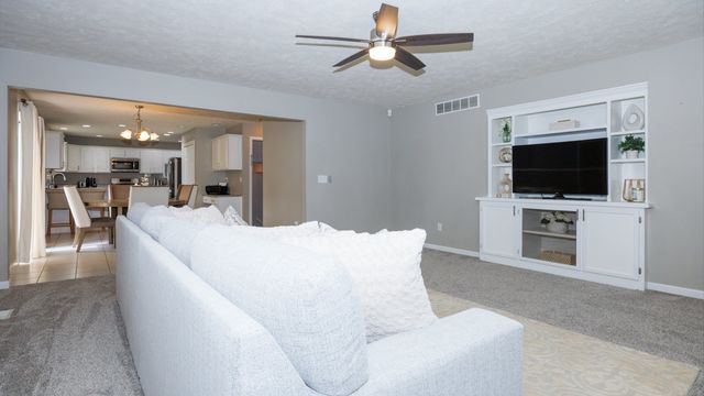 1704 Setter Street, Normal, IL 61761