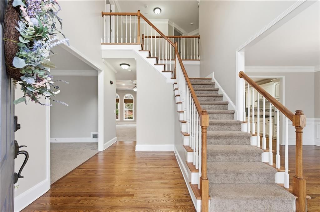 Image 7 of property listing at 2570 Wood Creek Court, Dacula, GA 30019