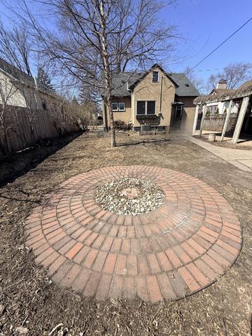 4344 Vincent Avenue N, Minneapolis, MN 55412