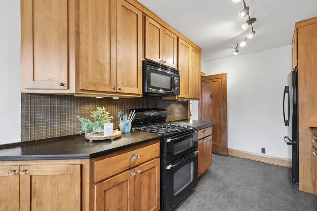 4344 Vincent Avenue N, Minneapolis, MN 55412