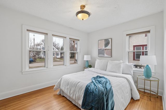 4344 Vincent Avenue N, Minneapolis, MN 55412