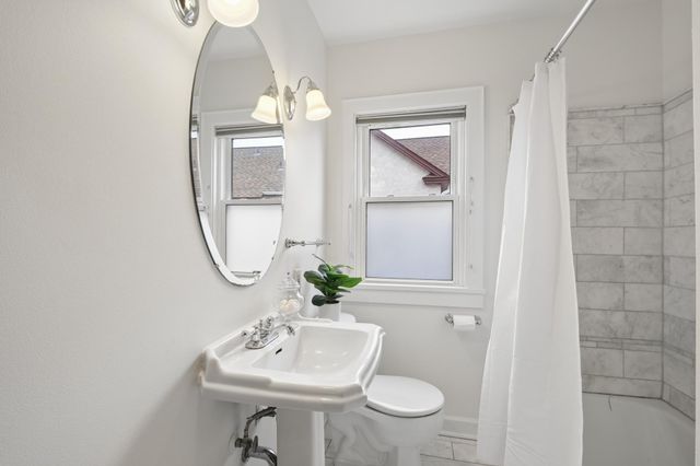 4344 Vincent Avenue N, Minneapolis, MN 55412