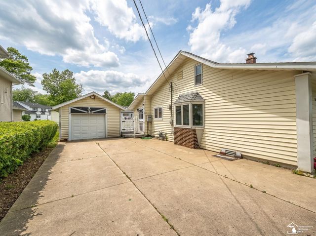 13857 Lake Drive, Monroe Twp, MI 48161