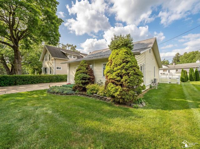 13857 Lake Drive, Monroe Twp, MI 48161