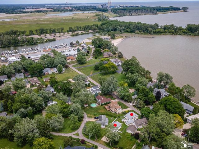 13857 Lake Drive, Monroe Twp, MI 48161