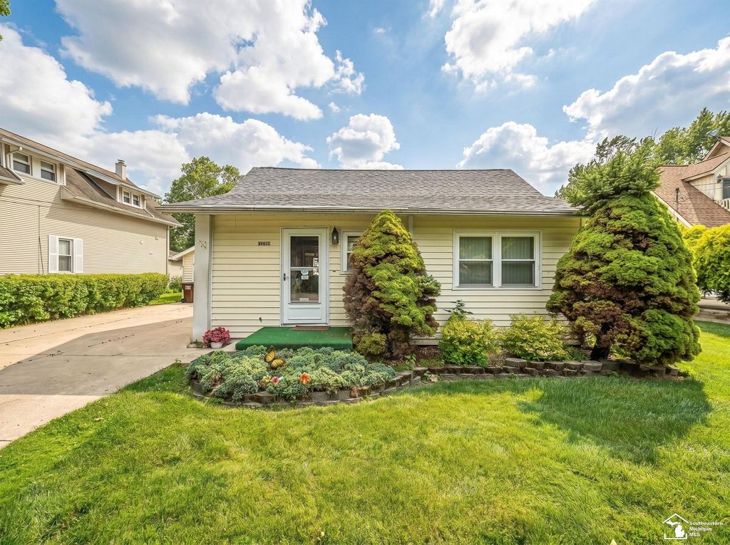 13857 Lake Drive, Monroe Twp, MI 48161