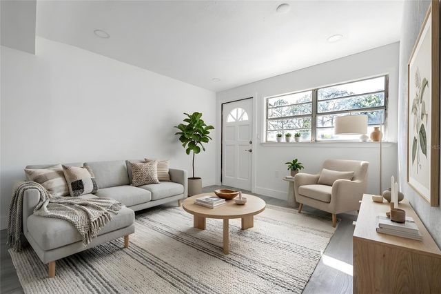 309 HOPE CIRCLE, Orlando, FL 32811