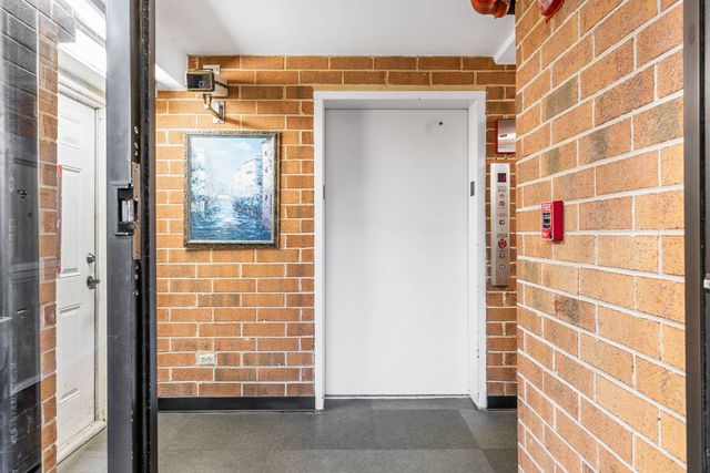 6020 Lake Bluff Drive 701, Tinley Park, IL 60477