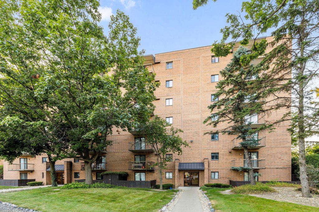 6020 Lake Bluff Drive 701, Tinley Park, IL 60477